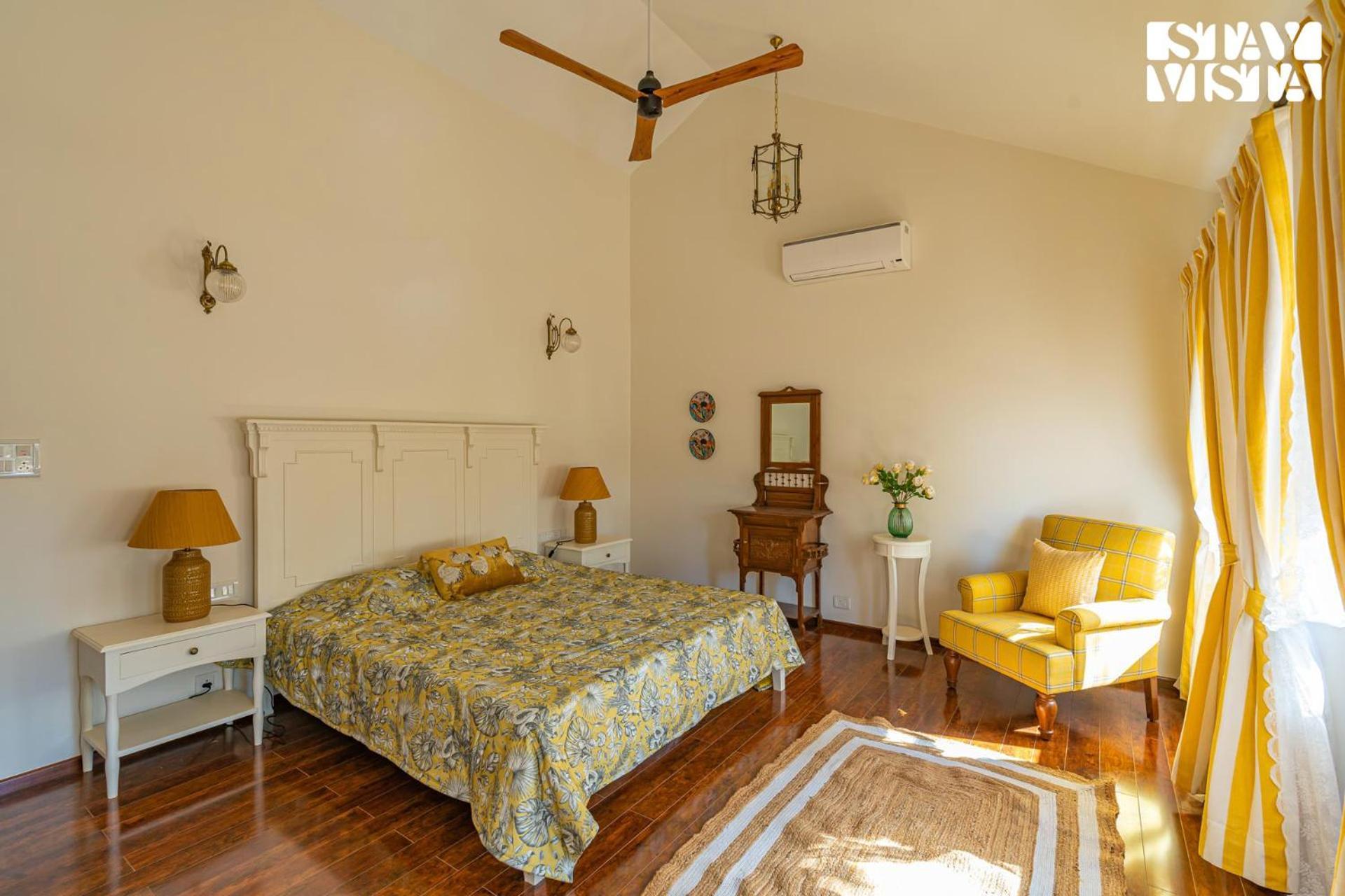 Kismet Villa- Comp Breakfast With Pvt Lawn & Pool By Stayvista