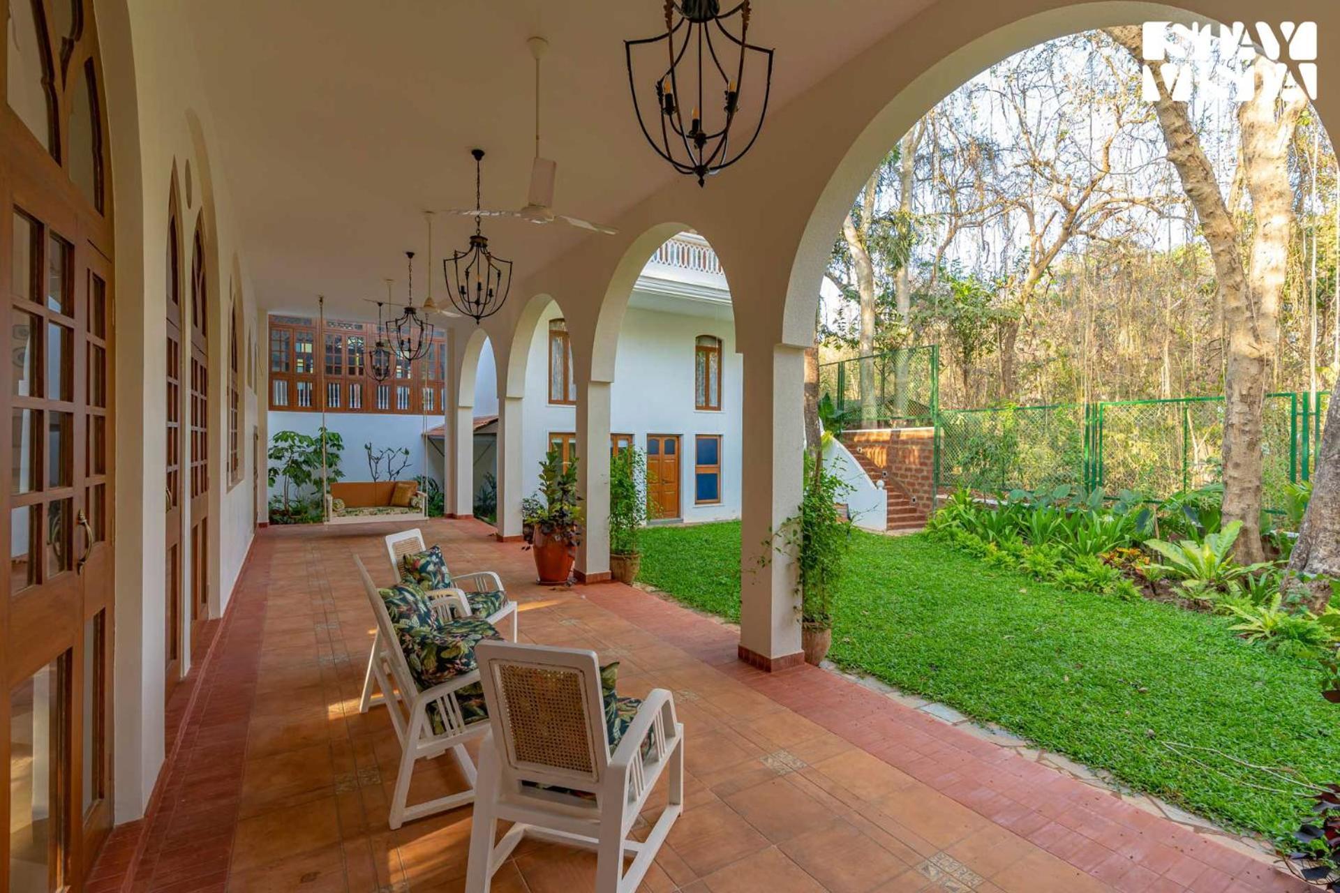 Kismet Villa- Comp Breakfast With Pvt Lawn & Pool By Stayvista Villa