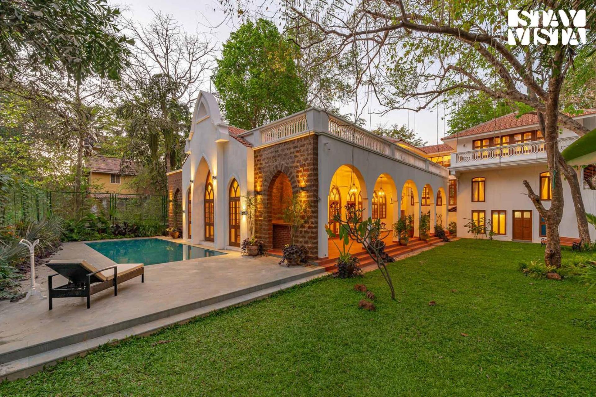 Kismet Villa- Comp Breakfast With Pvt Lawn & Pool By Stayvista *